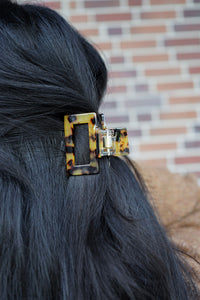 Carly Hair Claw - Tortoise