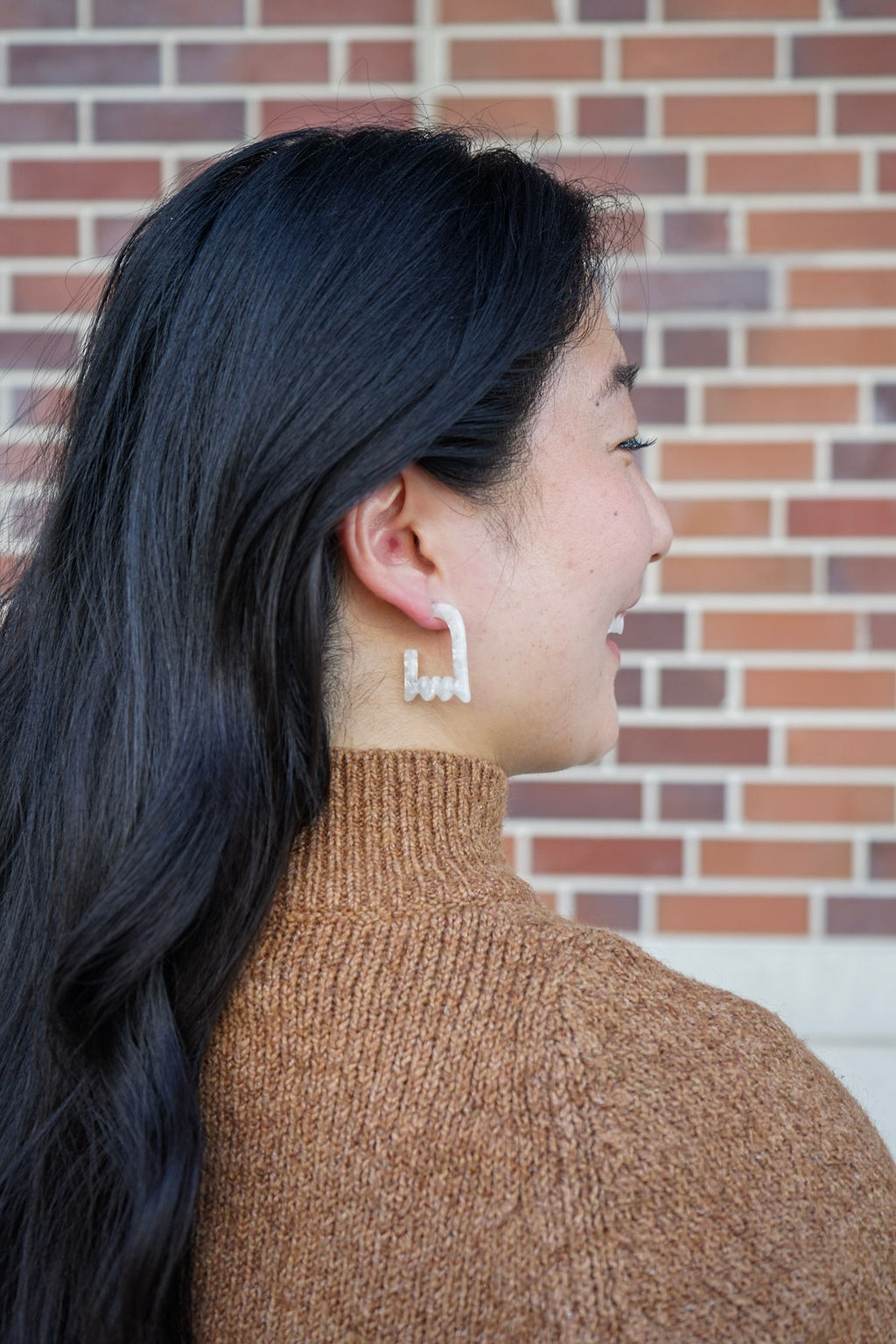 Ghost Hoops - Cream