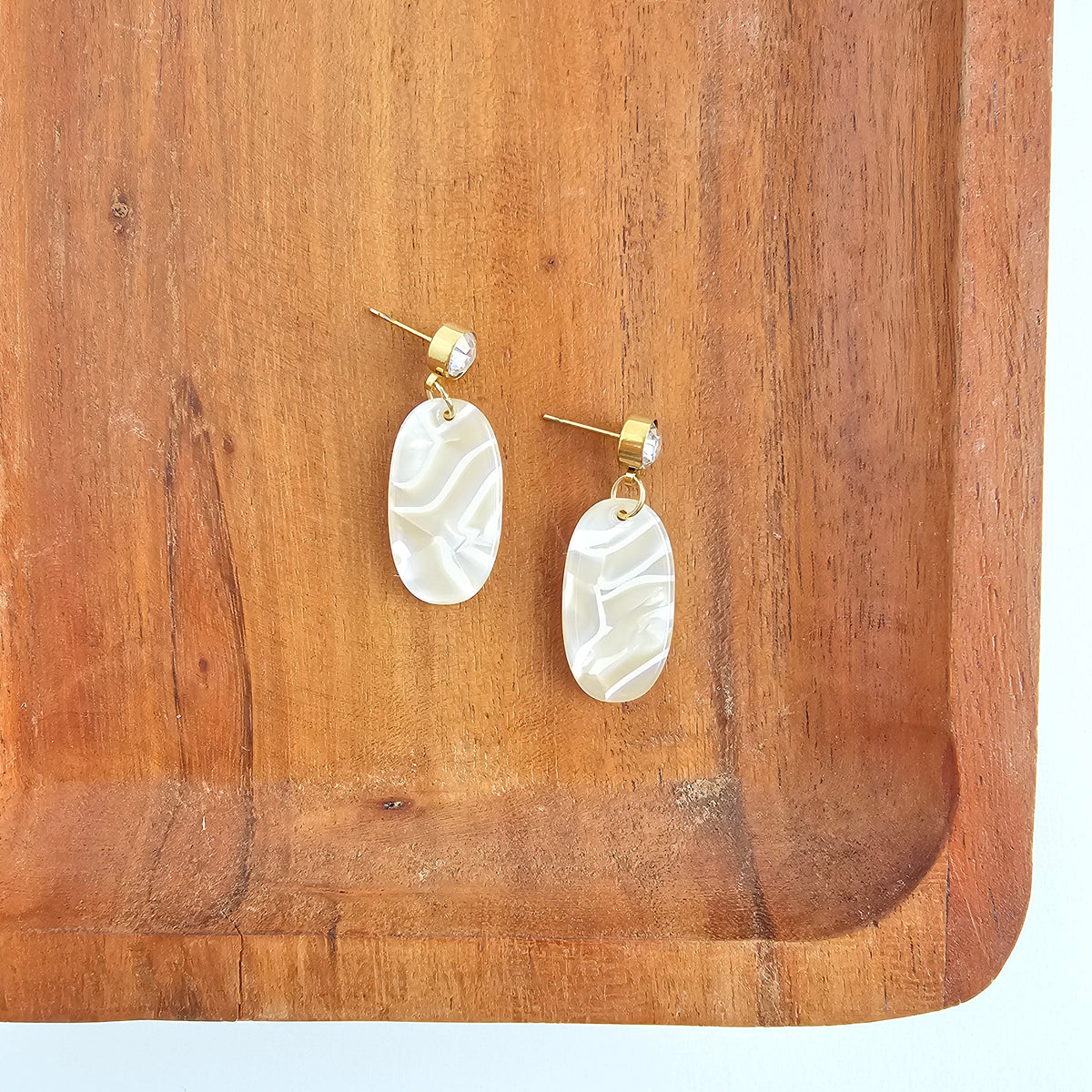 Lucy Earrings - Ivory