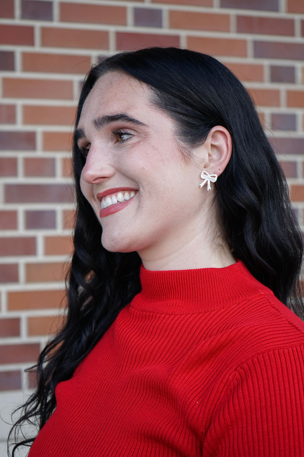 Bow Studs - White Shimmer