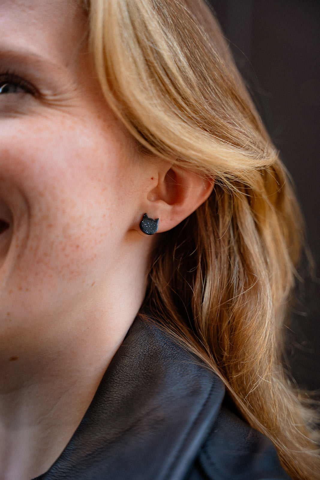 Dainty Cat Studs - Black Glitter