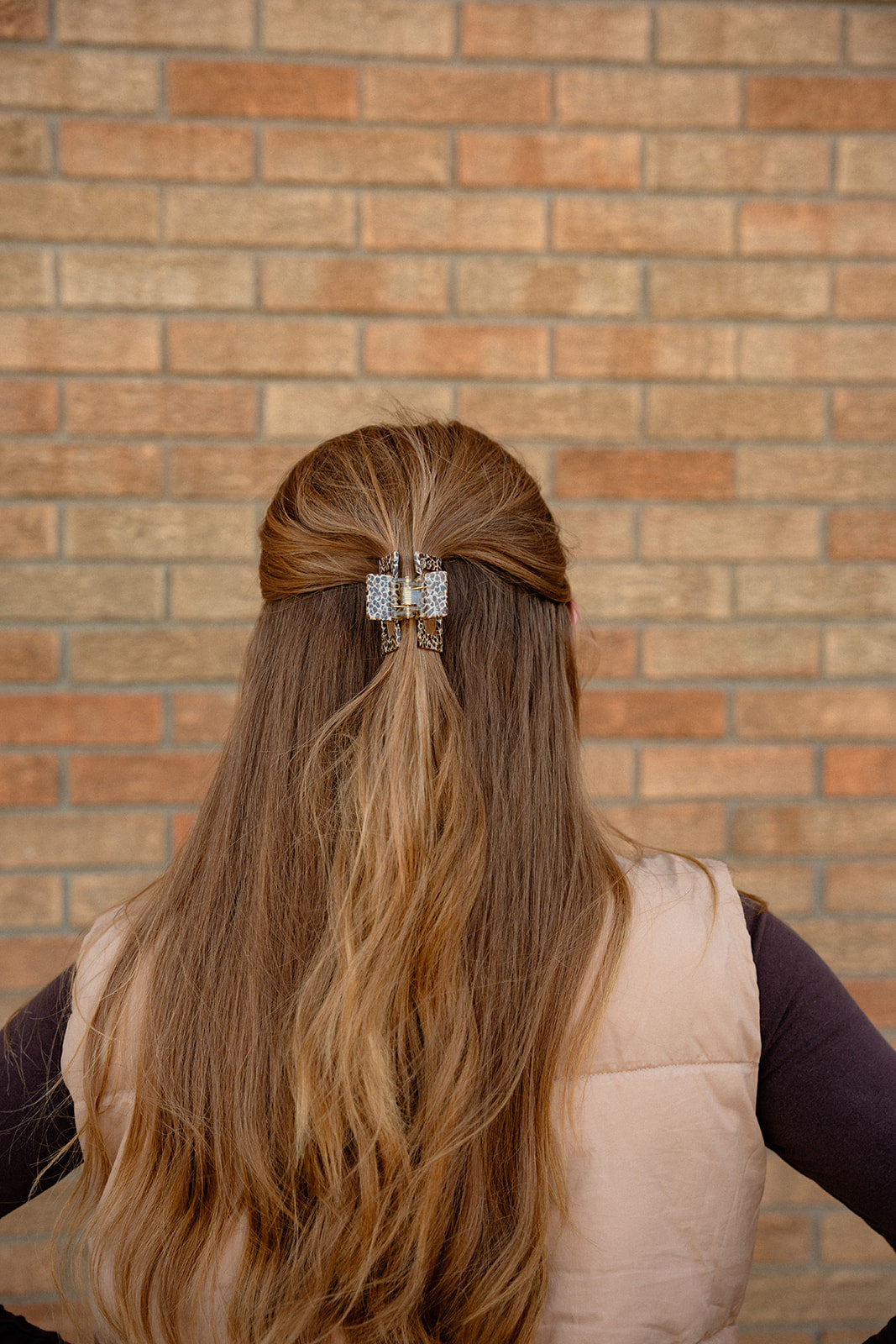 Carly Hair Claw - Giraffe