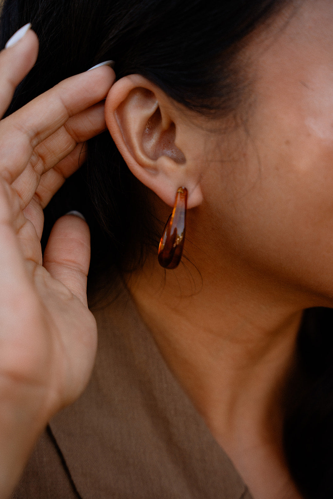 Julie Hoops - Amber