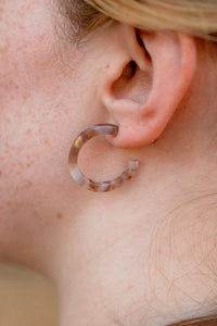 Cam Mini Hoops - Shimmering Taupe