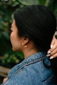 Luxe Treya Hoops - Gold