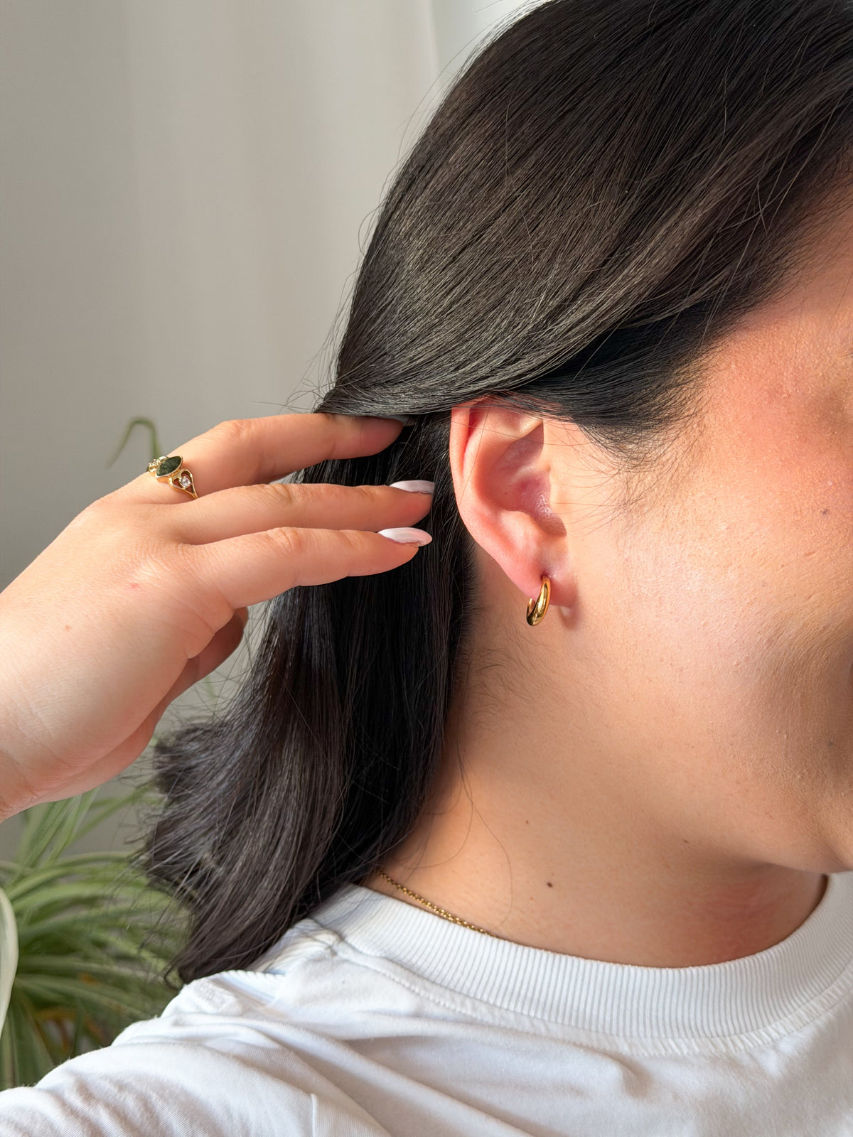 Luxe Selena Hoops - Mini - Gold