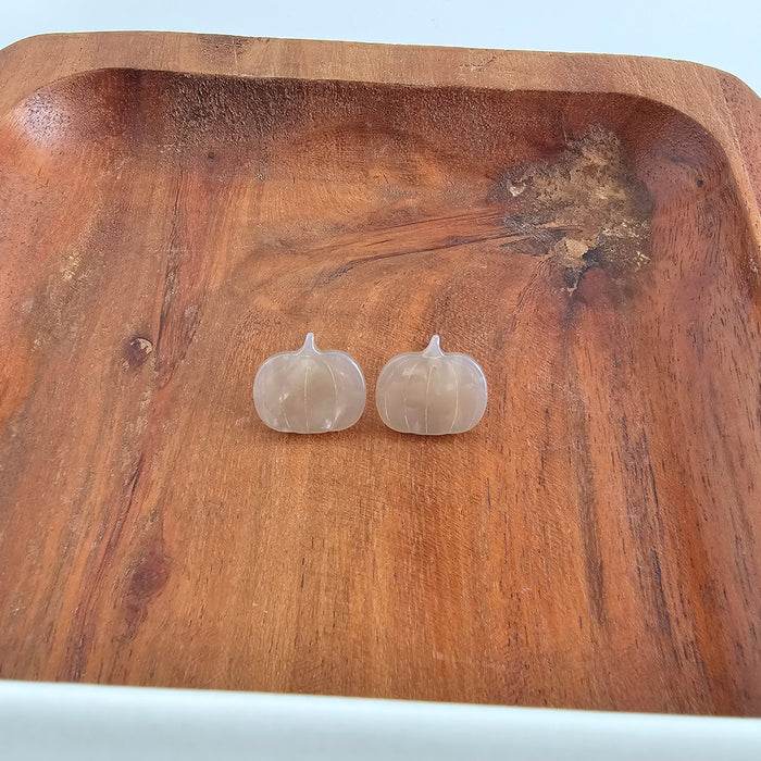 Pumpkin Patch Studs - Cashmere