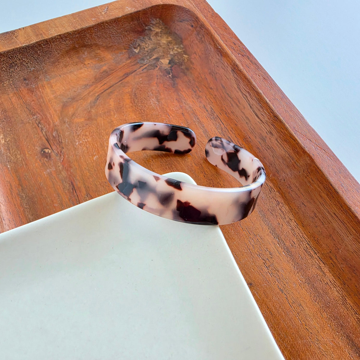 Brynn Bracelet - Blonde Tortoise - Small