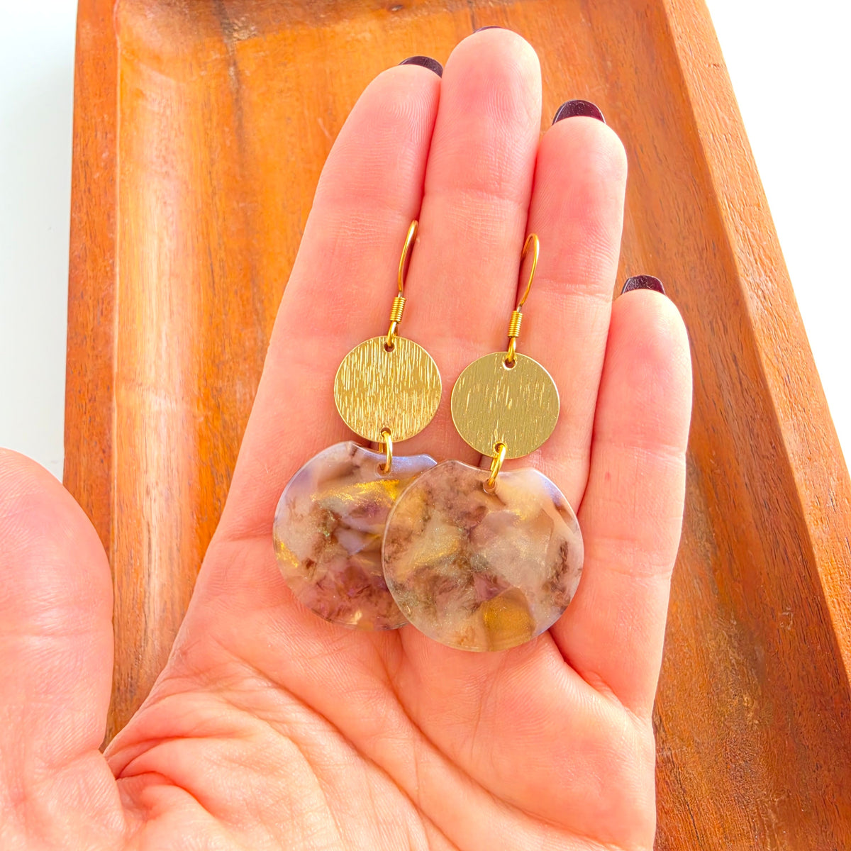 Zoey Mini Earrings - Shimmering Taupe