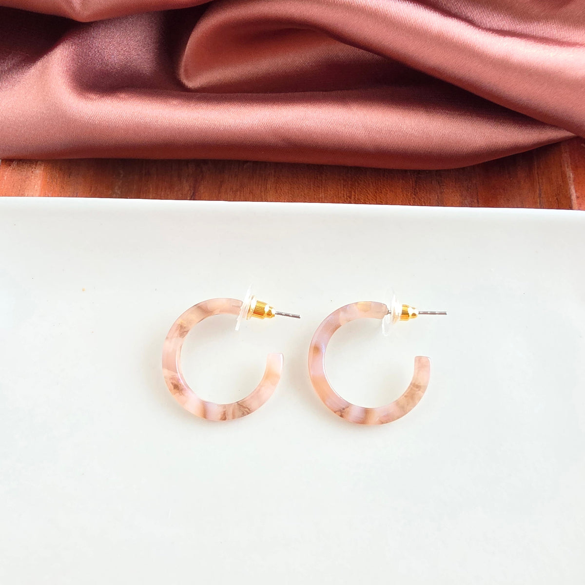 Cam Mini Hoops - Shimmering Taupe