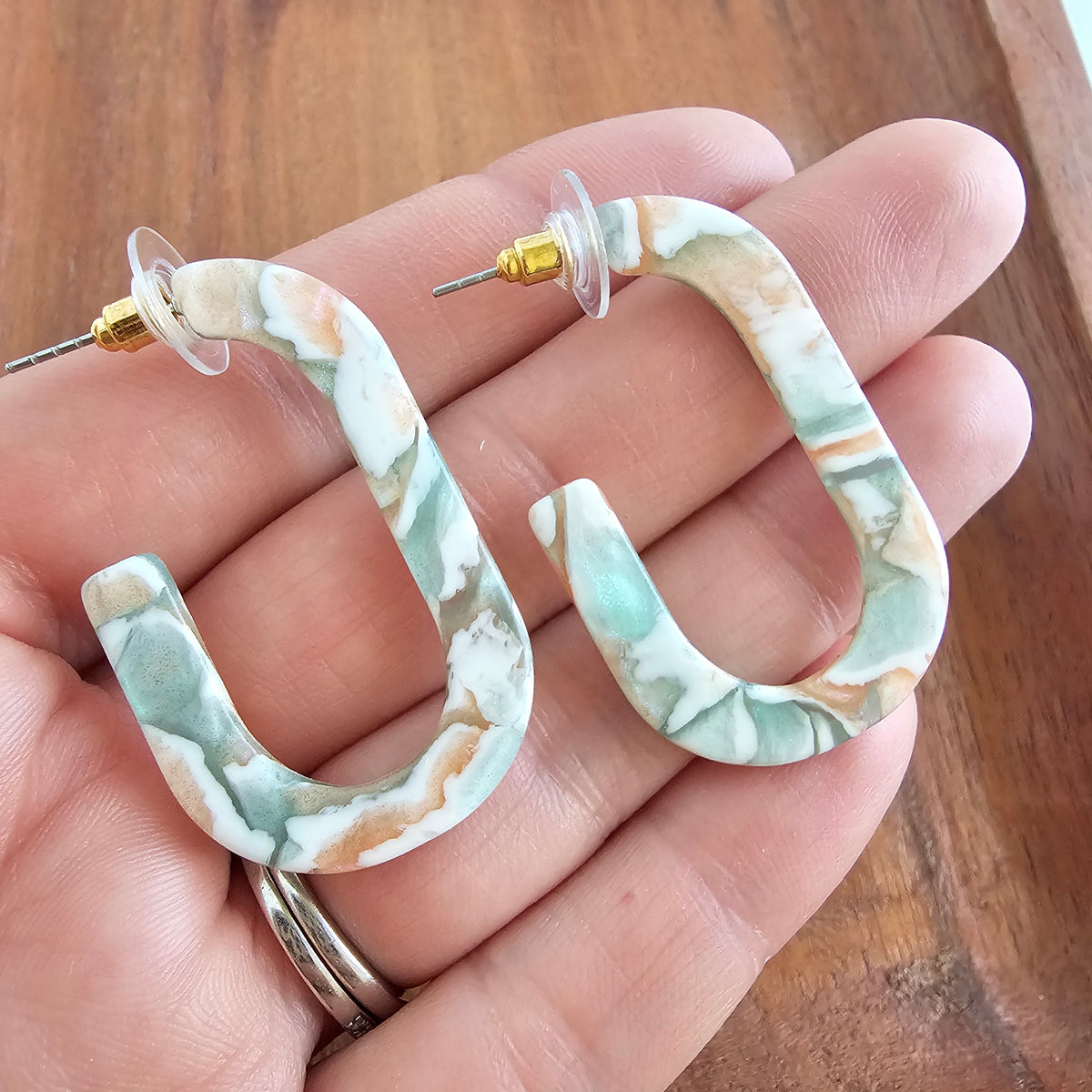 Jenna Hoops - Creamsicle Mint