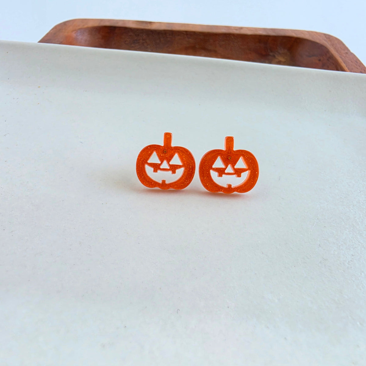 Jack O' Lantern Pumpkin Studs - Orange Glitter