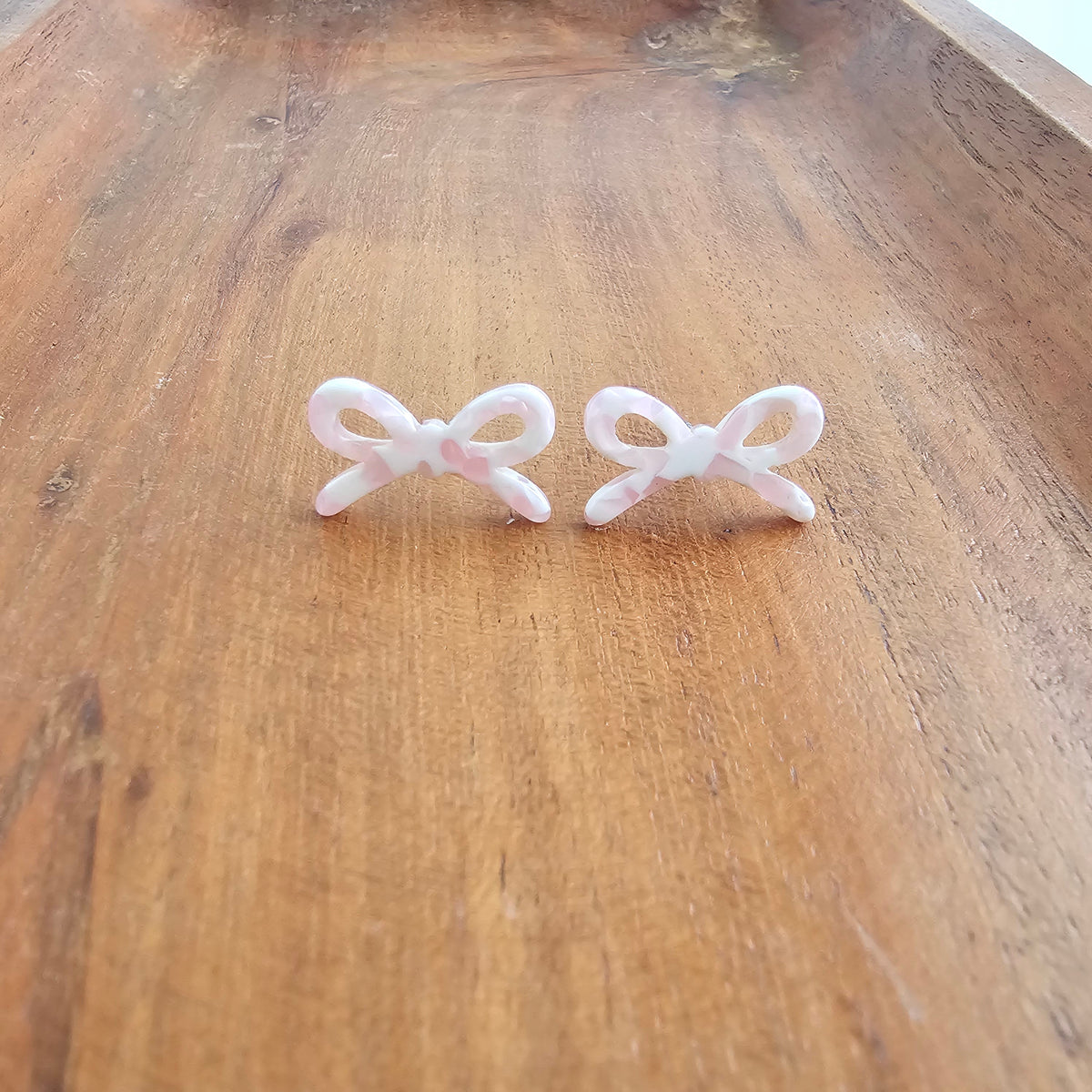 Bowie Studs - Powder Pink Dot