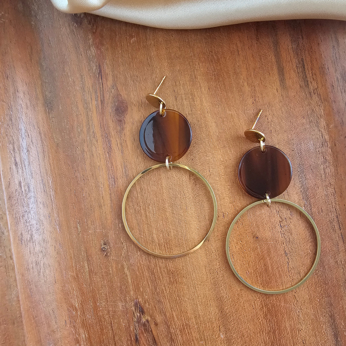 Sadie Earrings - Walnut