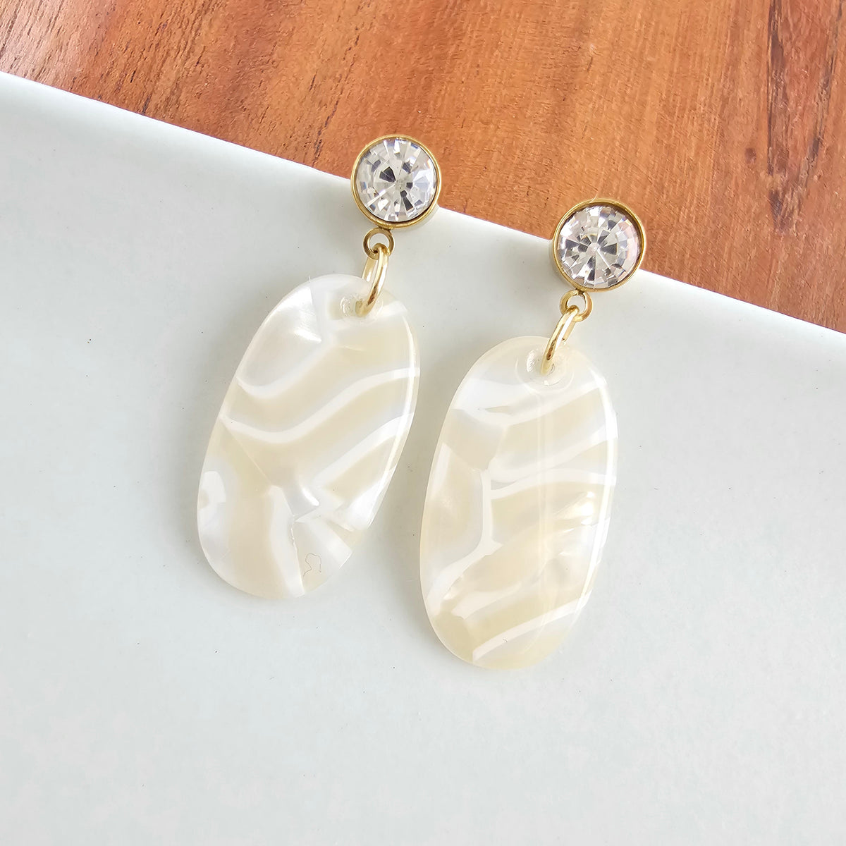 Lucy Earrings - Ivory
