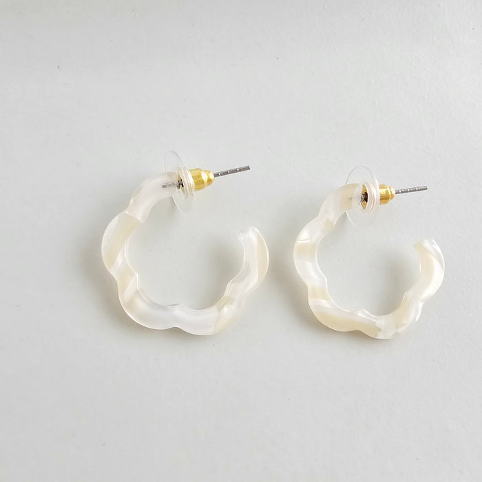 Posey Mini Hoops - Ivory