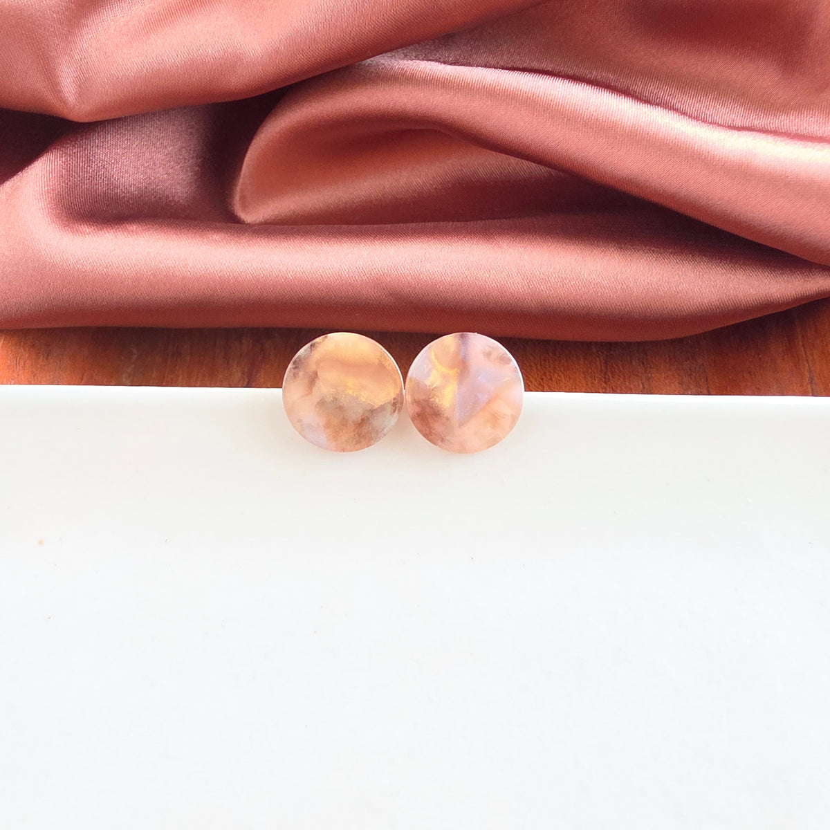 Sophie Studs - Shimmering Taupe